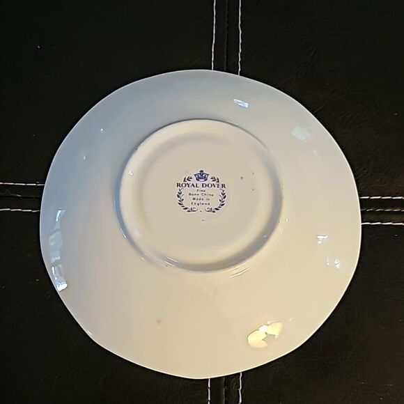 Royal Dover England China Cup & Saucer Set Pastel Spring Flowers Fine Bone China - Picture 5 of 8